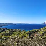 With A Sea-view Terrace Lejlighed *